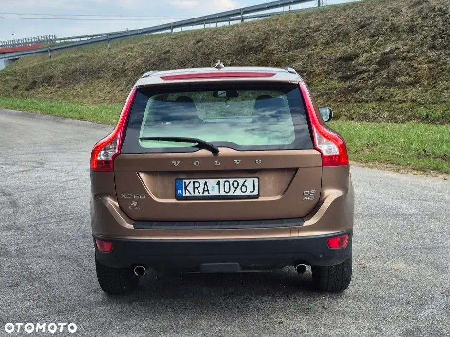 Volvo XC 60 D3 AWD Summum - 40