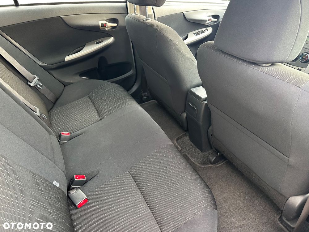 Toyota Corolla 1.4 D-4D Terra MM - 30