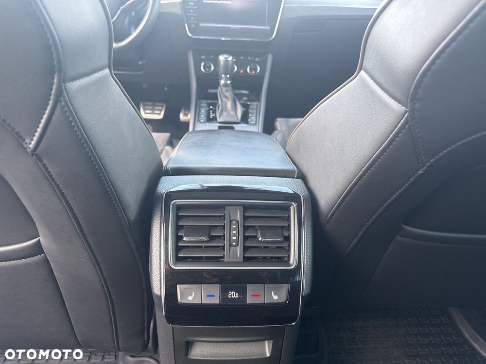 Skoda Superb 2.0 TSI 4x4 Scout DSG - 15