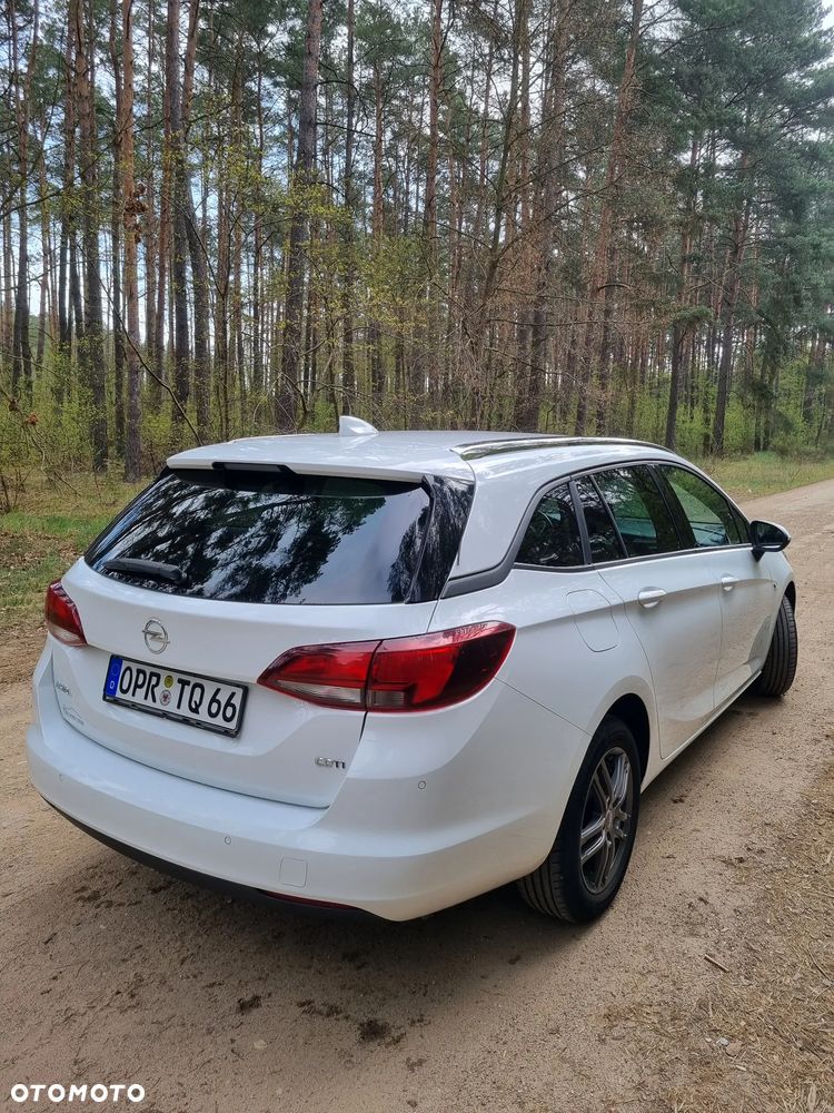 Opel Astra 1.6 CDTI Sport - 38