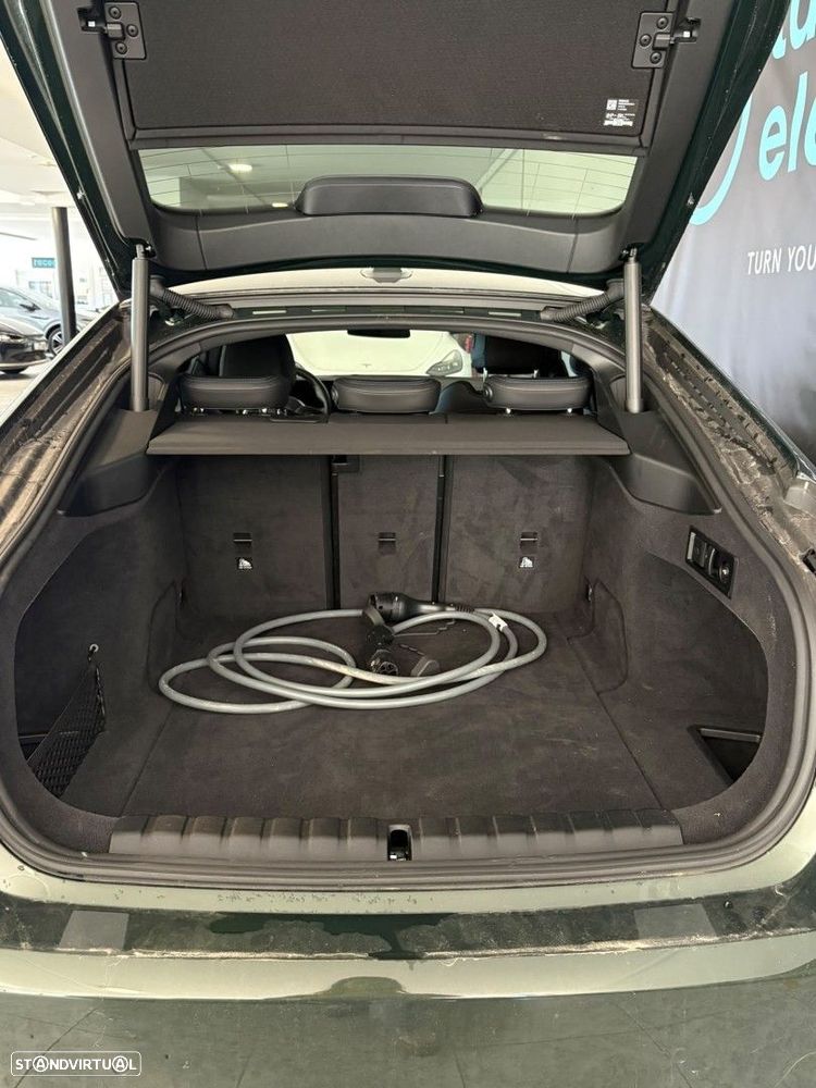 BMW i4 eDrive40 - 15
