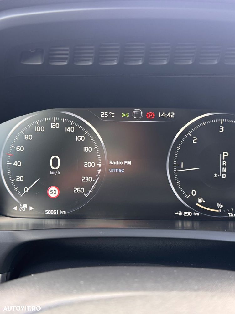 Volvo XC 90 - 6