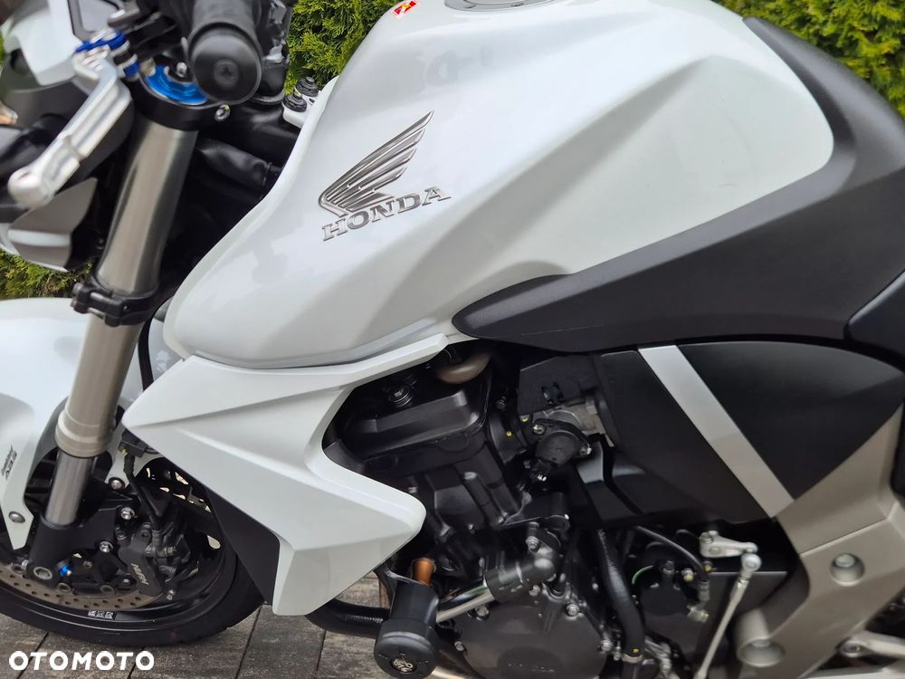 Honda CB - 21