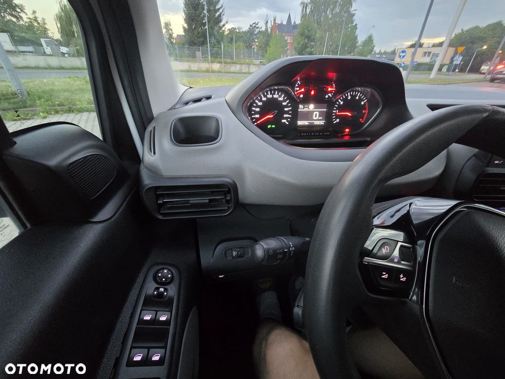 Peugeot Rifter 1.5 BlueHDI Active - 12