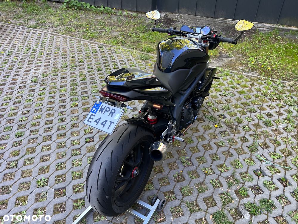 Triumph Speed Triple - 17