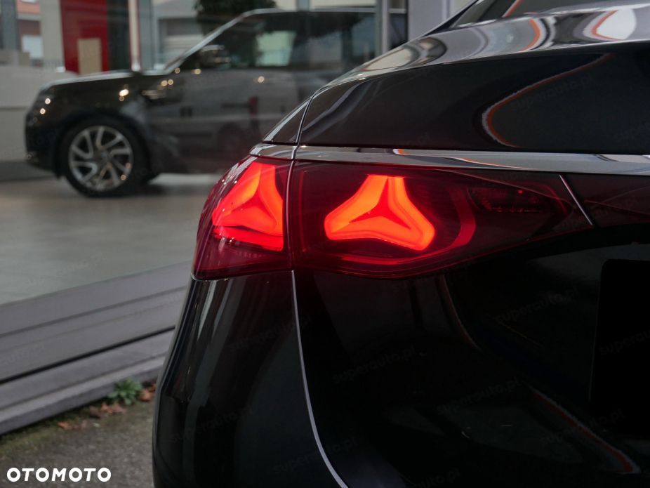 Mercedes-Benz Klasa E - 11