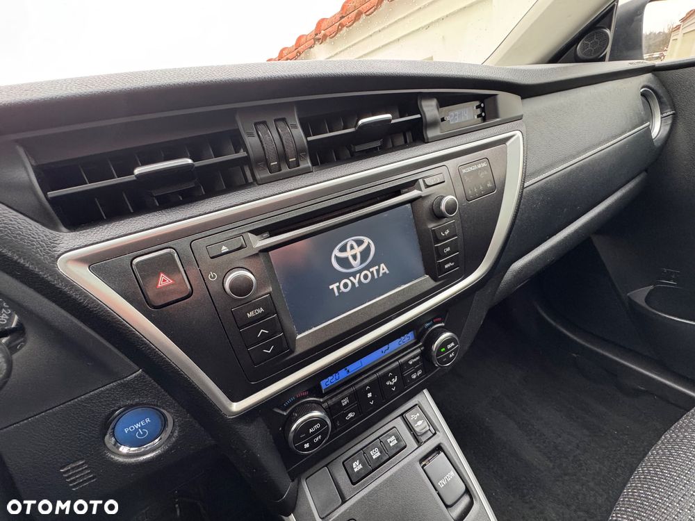 Toyota Auris 1.8 HSD Luna - 15