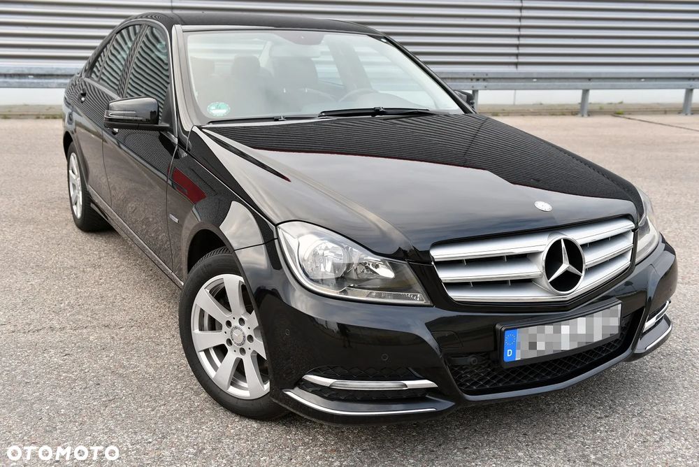 Mercedes-Benz Klasa C 180 BlueEFFICIENCY Avantgarde - 5