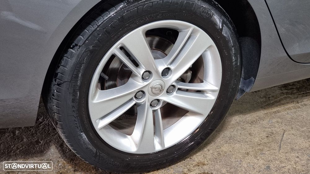 Opel Insignia Sports Tourer 1.6 CDTi Dynamic - 26