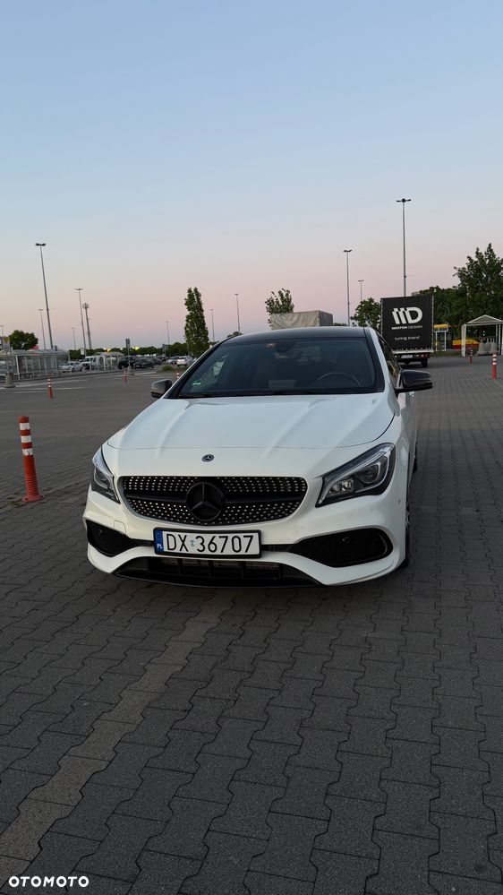 Mercedes-Benz CLA 200 7G-DCT AMG Line - 7