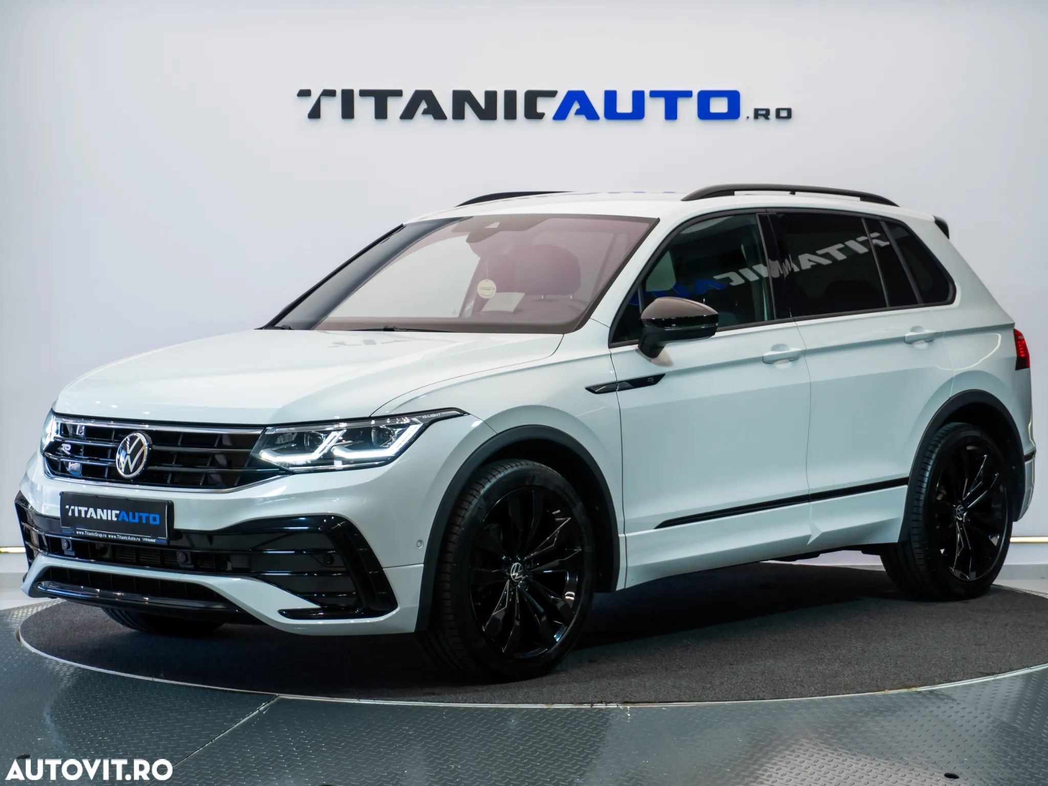 Volkswagen Tiguan 2.0 TDI SCR DSG R-Line - 1