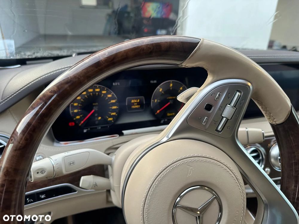 Mercedes-Benz Klasa S 400 d 4-Matic L 9G-TRONIC - 12