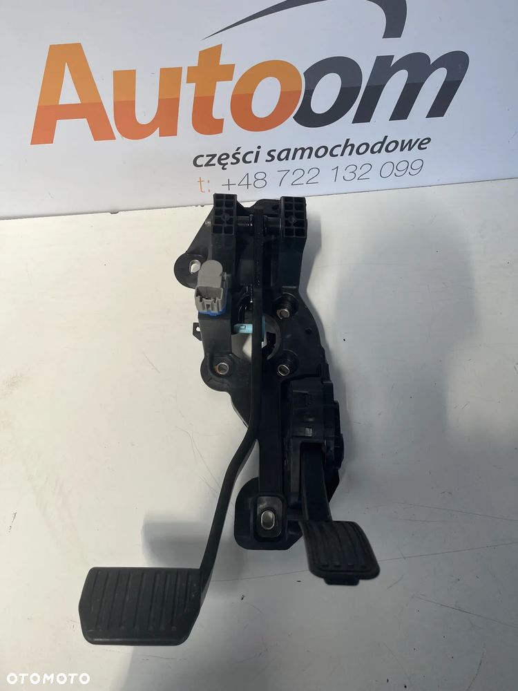 FORD Galaxa  S-MAX mk2 2.0d PEDAŁ PEDAŁY E1GC-9F856 - 1