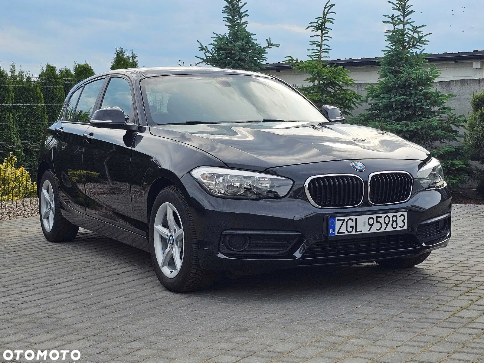 BMW Seria 1 116i - 4