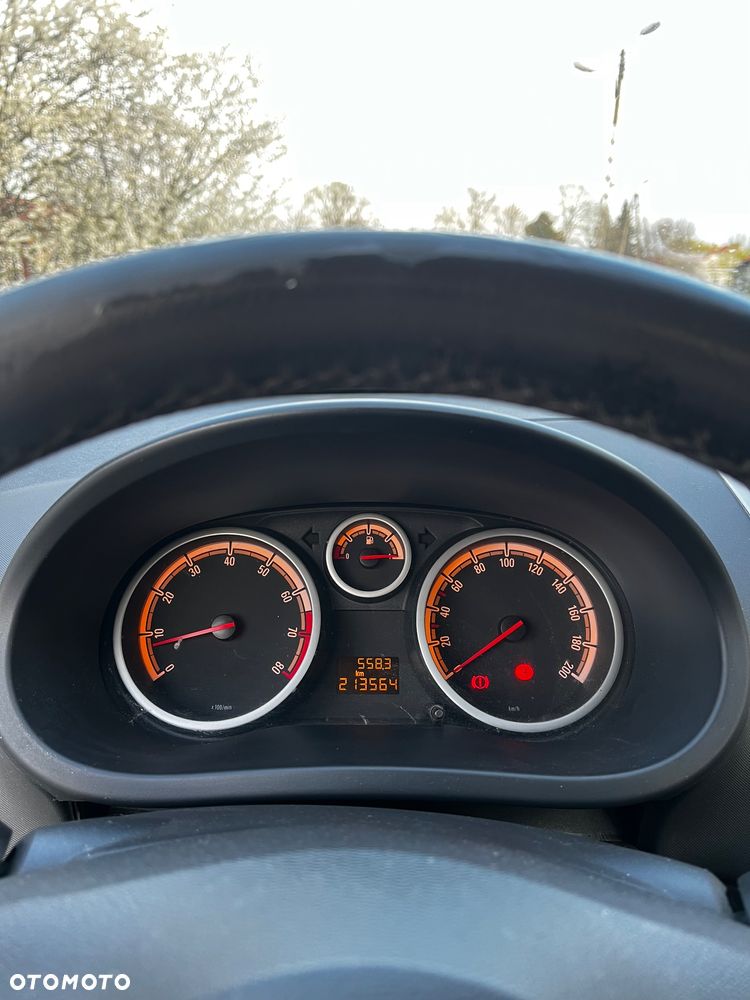 Opel Corsa 1.2 16V Cosmo - 7