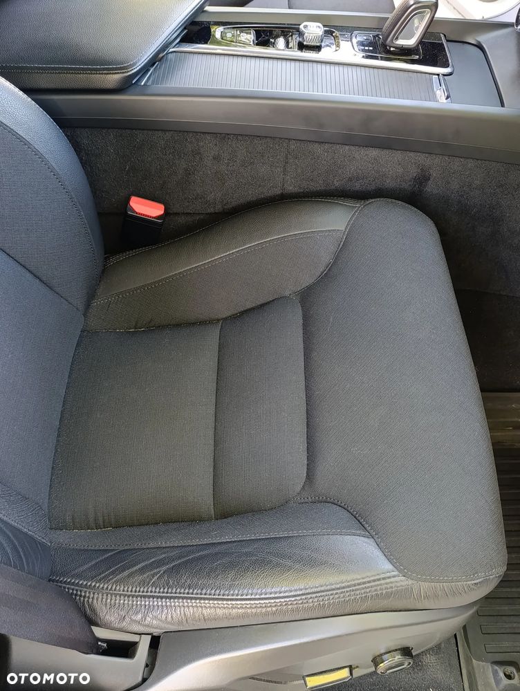 Volvo XC 60 - 22