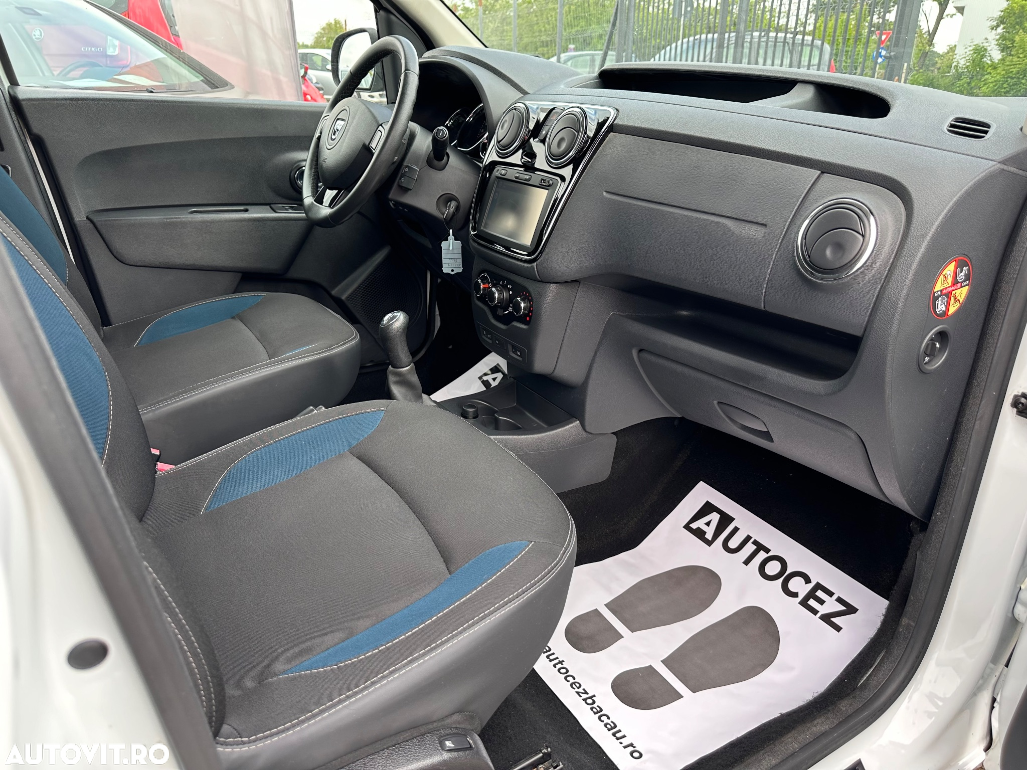 Dacia Dokker 1.5 Laureate - 12