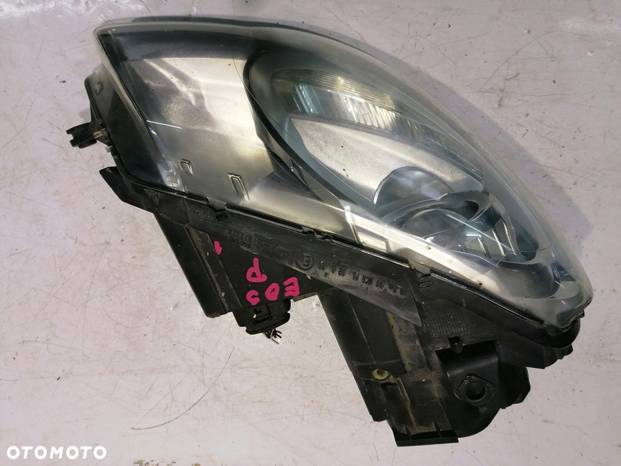 VW EOS 09r LAMPA PRAWY PRZÓD PRZEDNIA 1Q1941005D EUROPA - 2