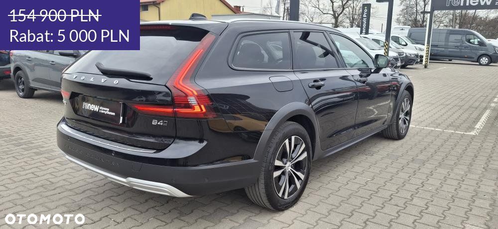 Volvo V90 Cross Country - 24