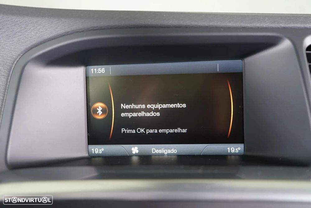 Volvo V60 1.6 D2 Momentum Eco - 32