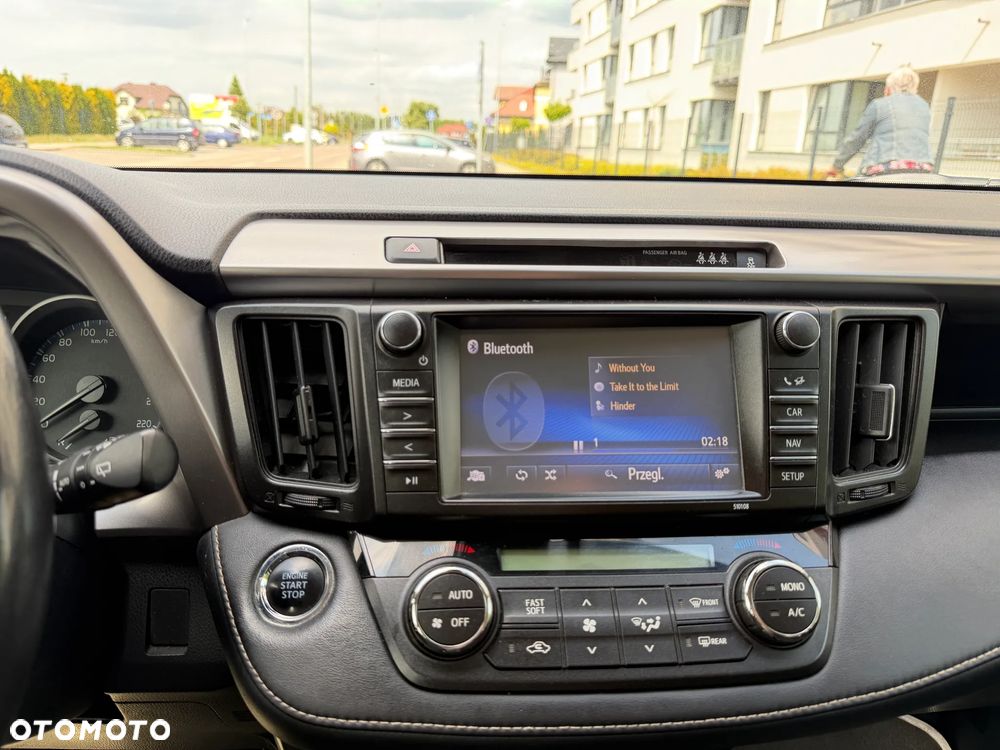 Toyota RAV4 2.0 D-4D Premium 4x2 - 20