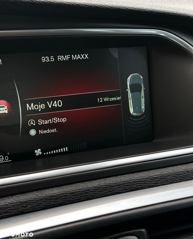 Volvo V40 D4 Drive-E Momentum - 33