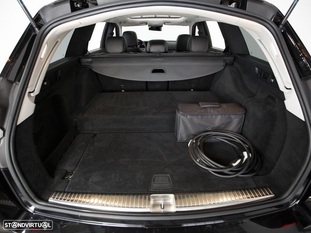 Mercedes-Benz E 300 de T 9G-TRONIC - 12