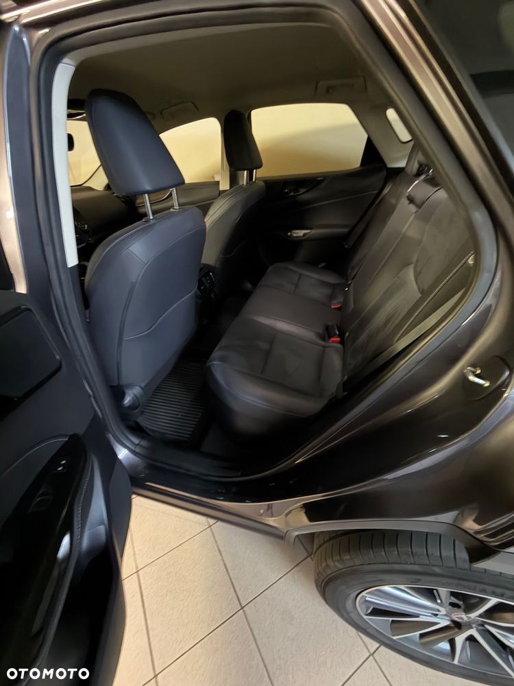 Lexus NX - 7