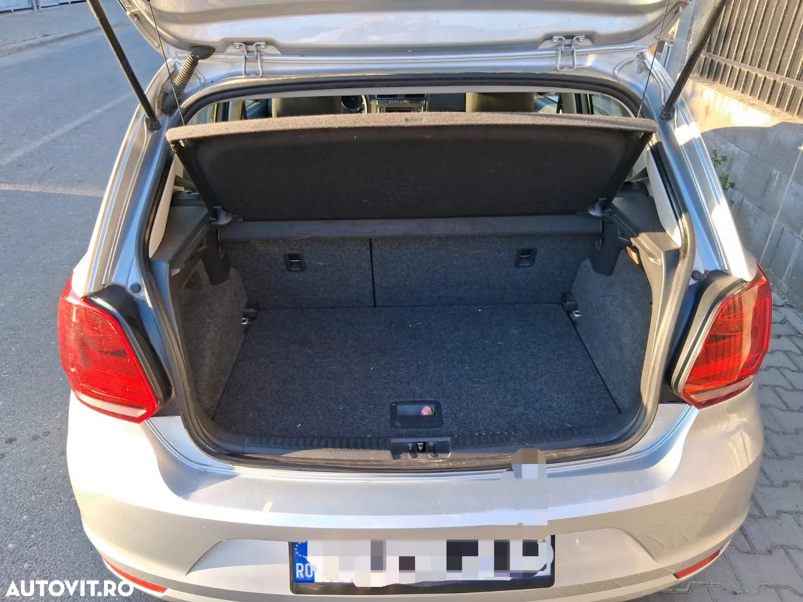 Volkswagen Polo 1.4 TDI (Blue Motion Technology) Comfortline - 8