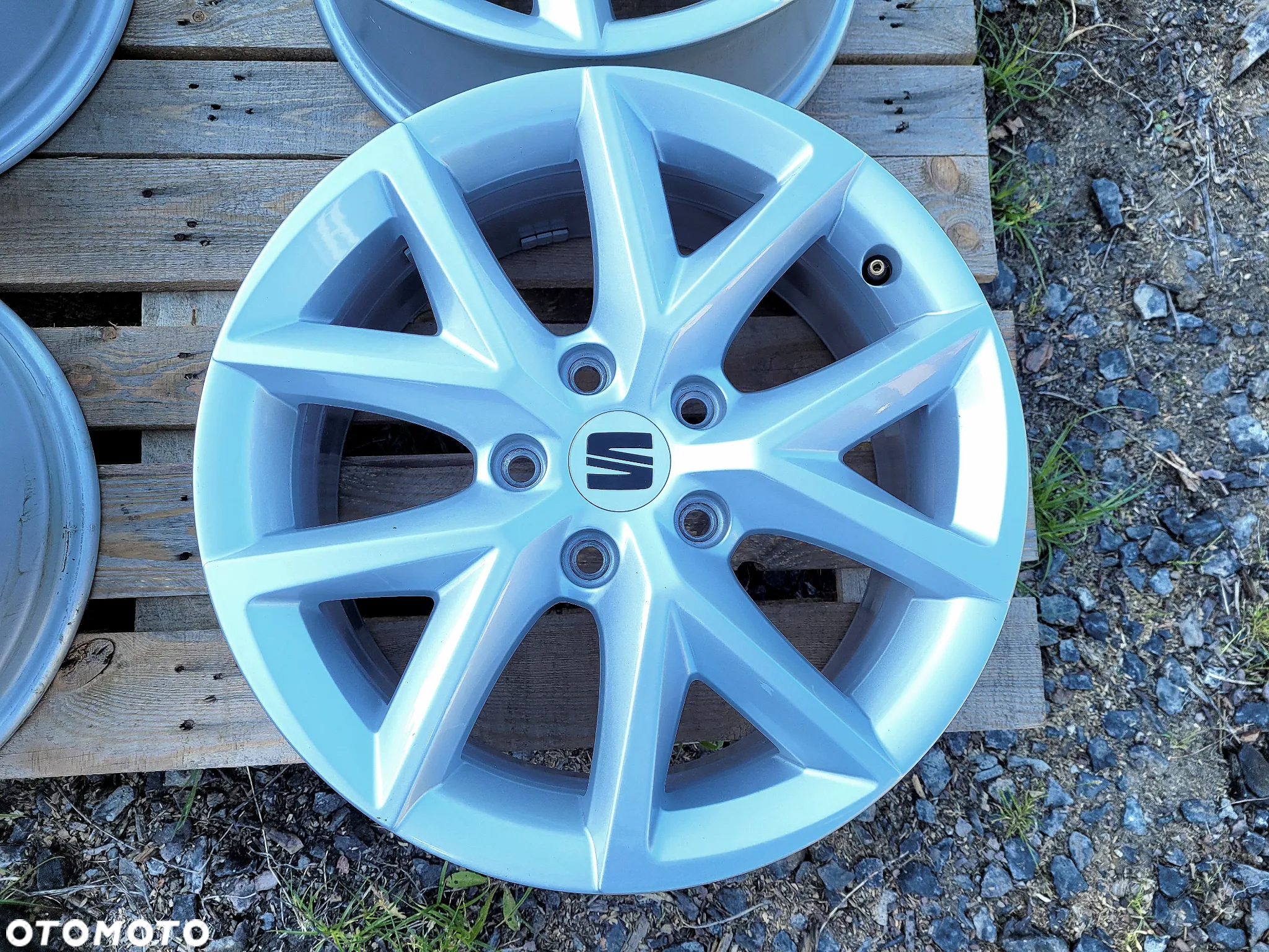 VW Audio Skoda Seat 16" 5x112x57,1 ET43 NF44 HURT 20 szt. - 5