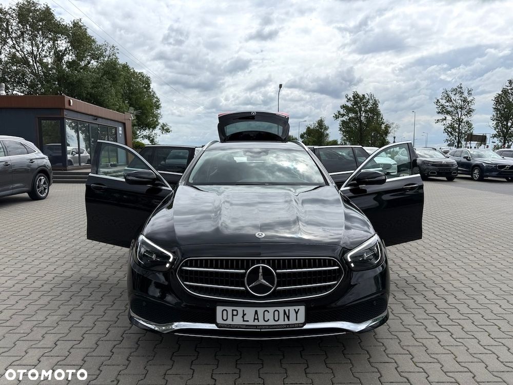 Mercedes-Benz Klasa E 300 de Business Edition - 11