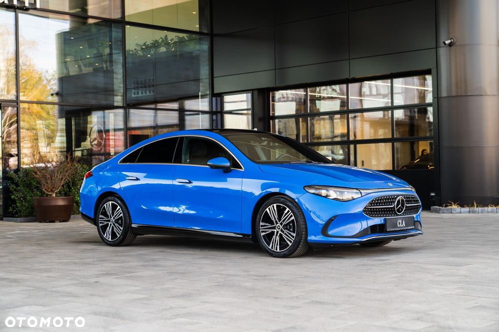 Mercedes-Benz CLA - 8
