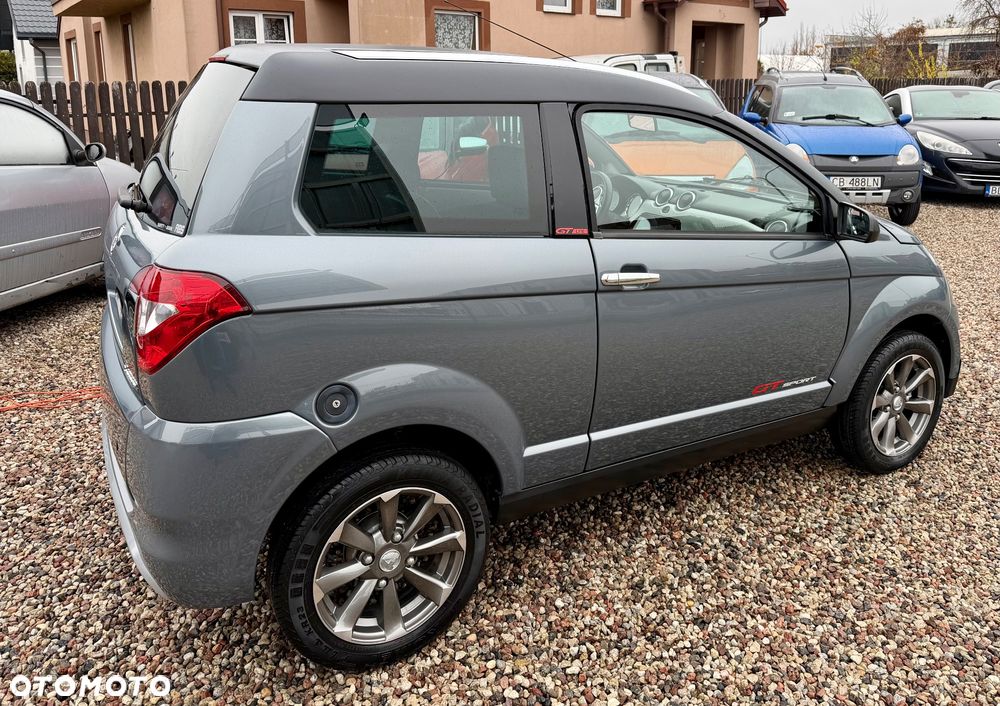 Aixam Crossover - 40