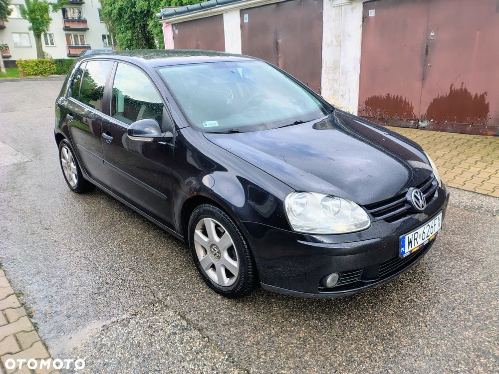 Volkswagen Golf - 2