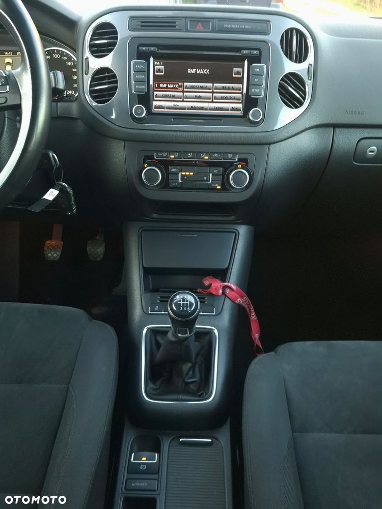Volkswagen Tiguan 2.0 TDI DPF BlueMotion Technology Sport & Style - 13