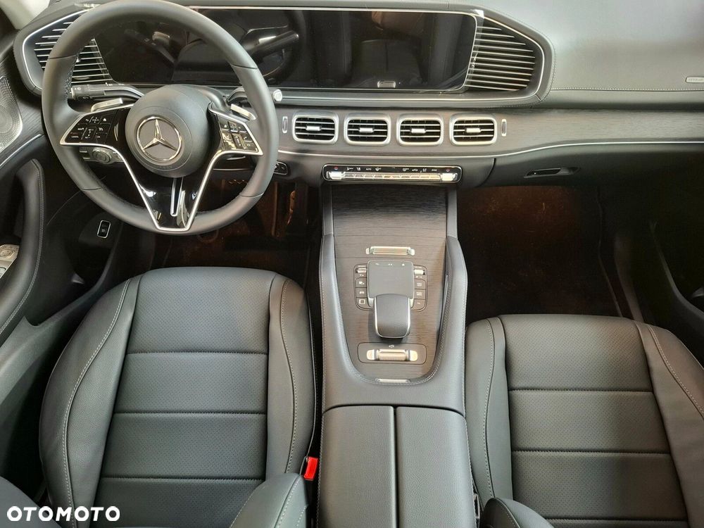Mercedes-Benz GLE - 16