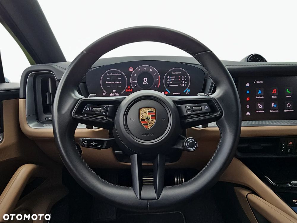 Porsche Cayenne Standard - 18