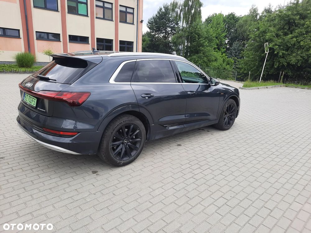 Audi e-tron - 8