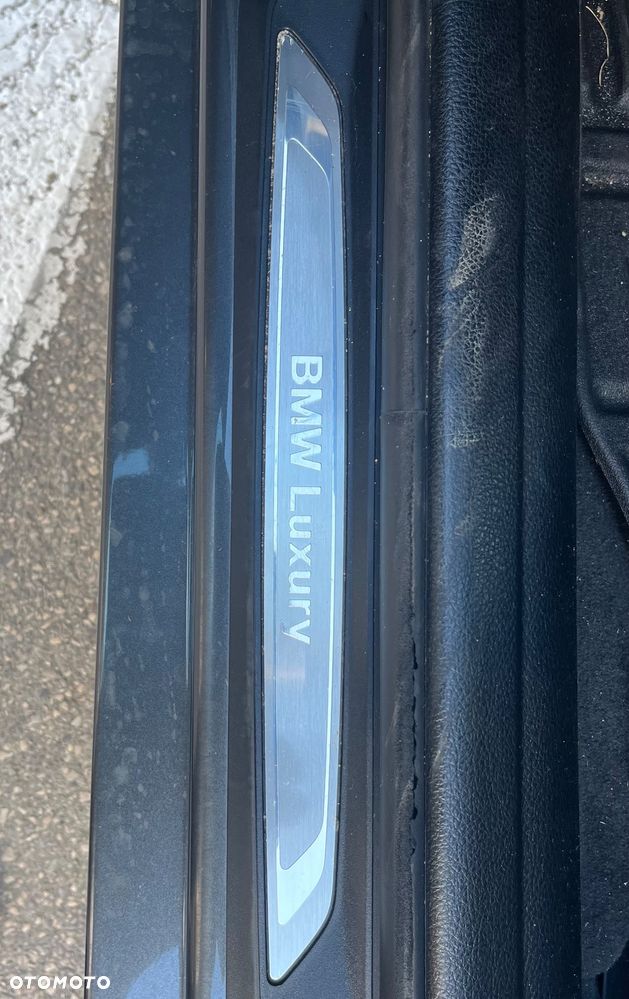 BMW Seria 3 320d xDrive Sport-Aut Luxury Line - 35