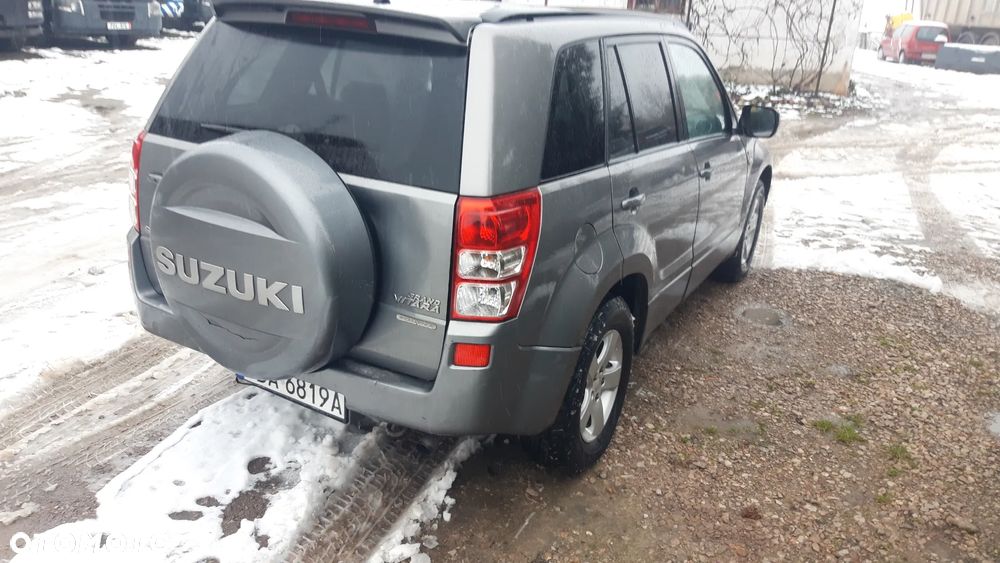 Suzuki Grand Vitara 1.9 DDiS De luxe - 4
