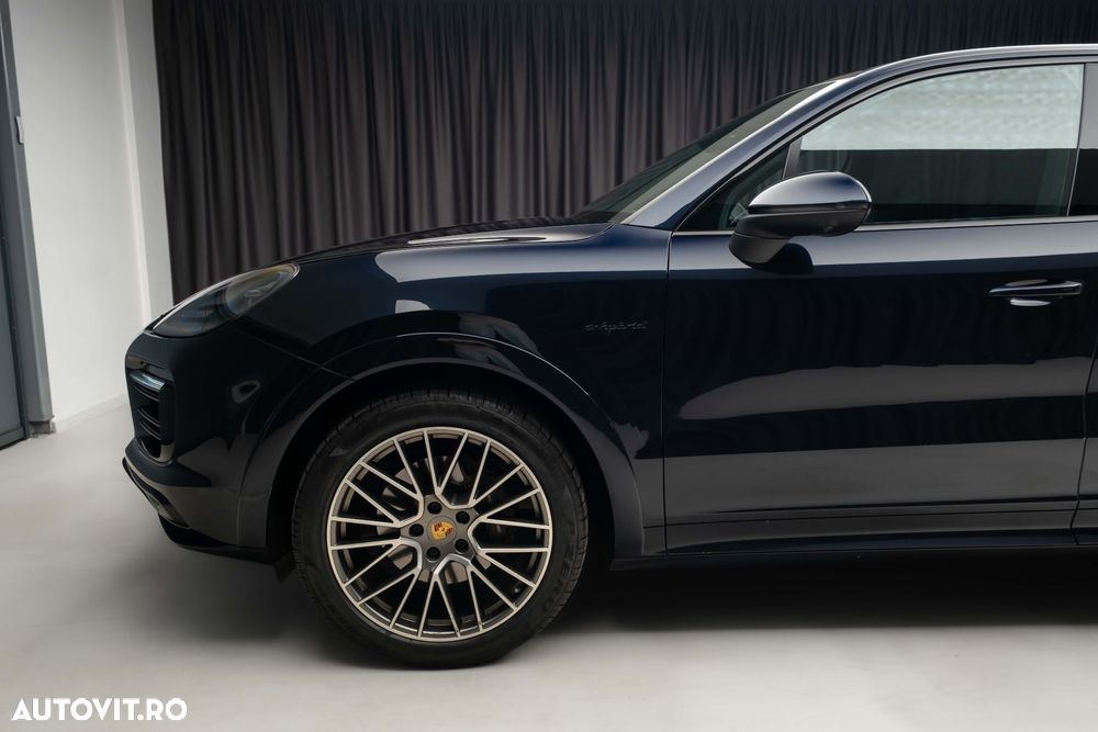 Porsche Cayenne E-Hybrid Tiptronic S Platinum Edition - 8