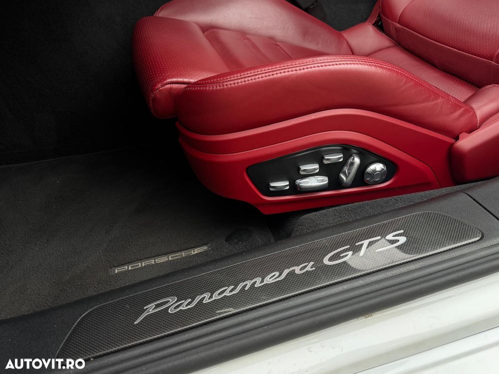 Porsche Panamera GTS - 19