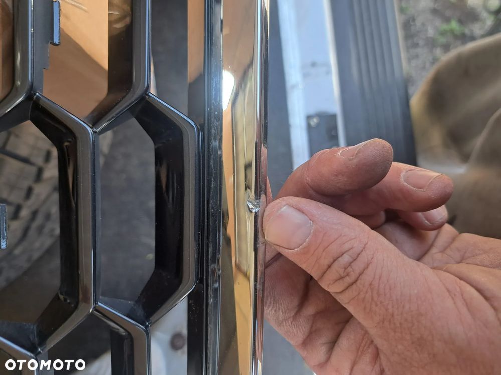 Grill Atrapa Chłodnicy Audi A3 A-3 S-Line 8Y0853651A 8Y0853651ARN4 - 8