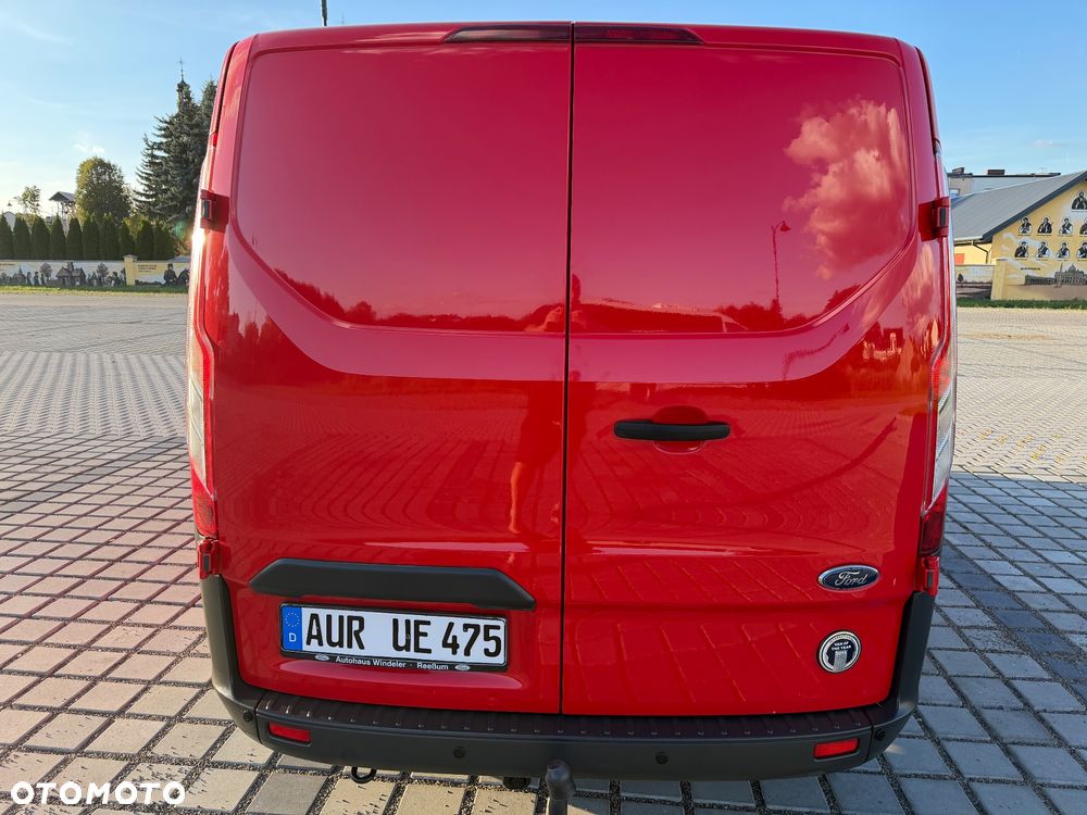 Ford TRANSIT CUSTOM - 23