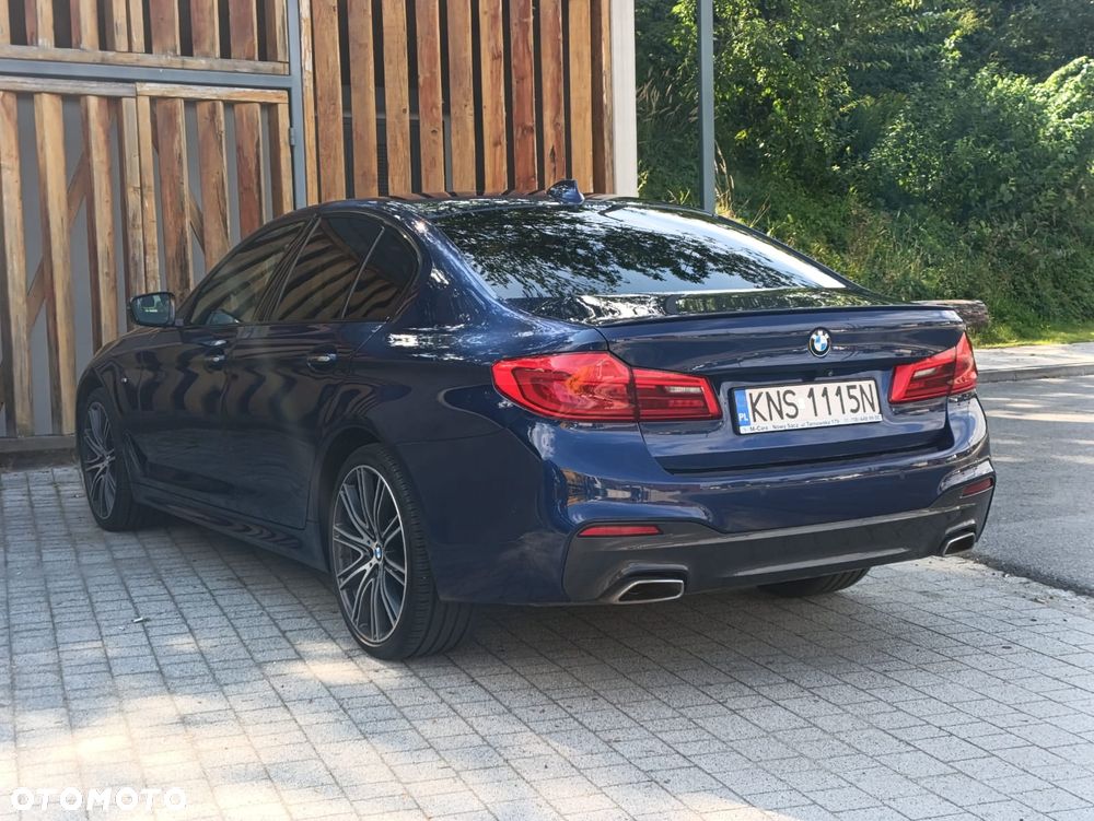 BMW Seria 5 520d xDrive - 4