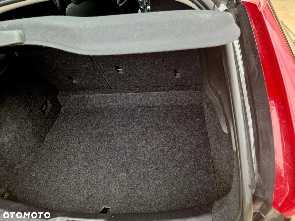 Volvo V40 D2 - 12