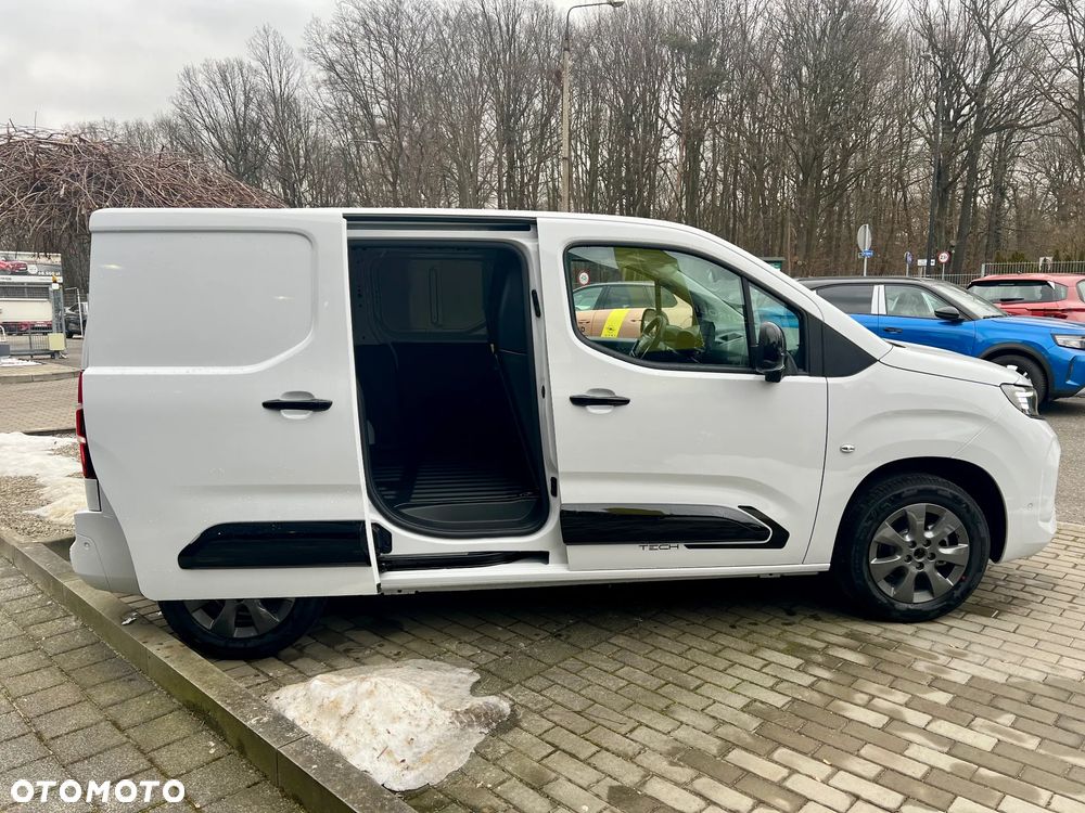 Opel COMBO - 11