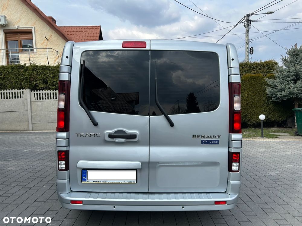 Renault Trafic 2.0 dCi - 27