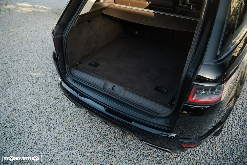Land Rover Range Rover Sport SDV6 Black Edition - 21