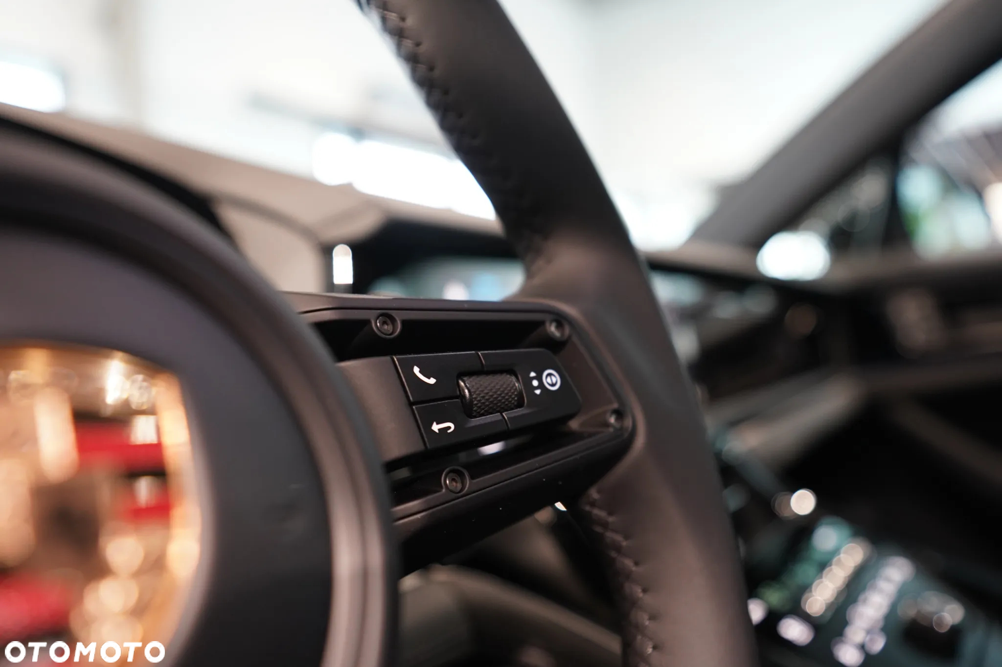 Porsche Panamera 4 - 16